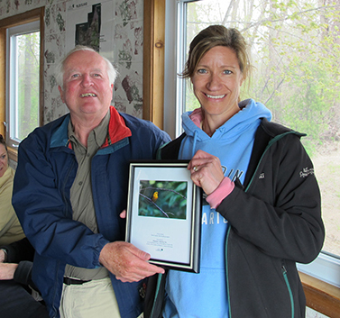 Ian recieving award image