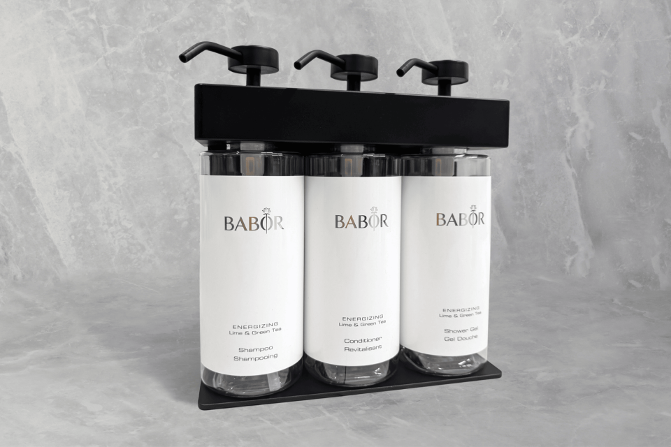 SOLera III Black Babor Labels 39388 O3 SOLera dispenser image
