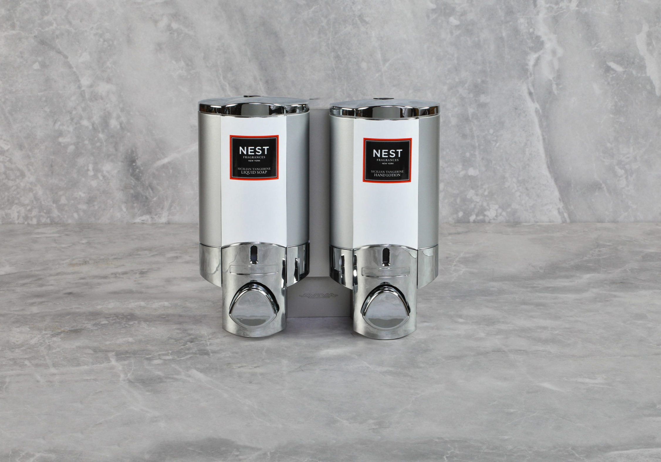37244-P-Nest-AVIVA-Dispenser-SatinSilver_straight